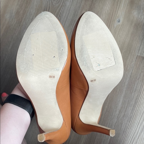 Sole Society Women's Brown Heels - Picture 4 of 4